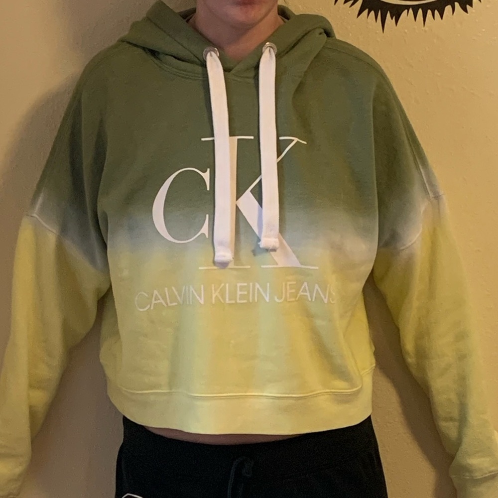 Calvin Klein Cropped Hoodie